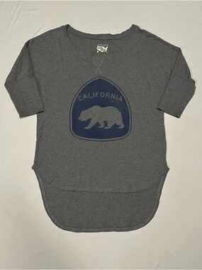 Local Pride California Bear Graphic Top - Charcoal
